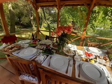 Фотографии Лоджи Getap Restaurant & Hotel г. Vahagnadzor (Армения) №1 Фото Лоджи Getap Restaurant & Hotel г. Vahagnadzor 1