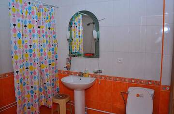 Фото номера Семейный номер с ванной комнатой Лоджи Getap Restaurant &amp; Hotel г. Vahagnadzor 14